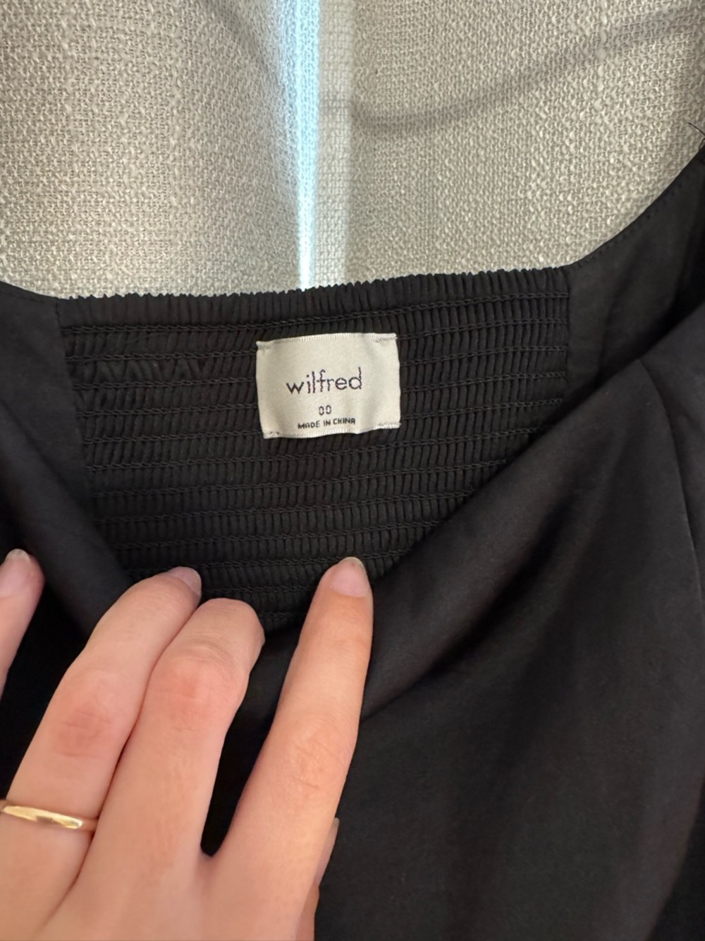 Women's Aritzia Bridgestone Dress - Picture 4 of 5